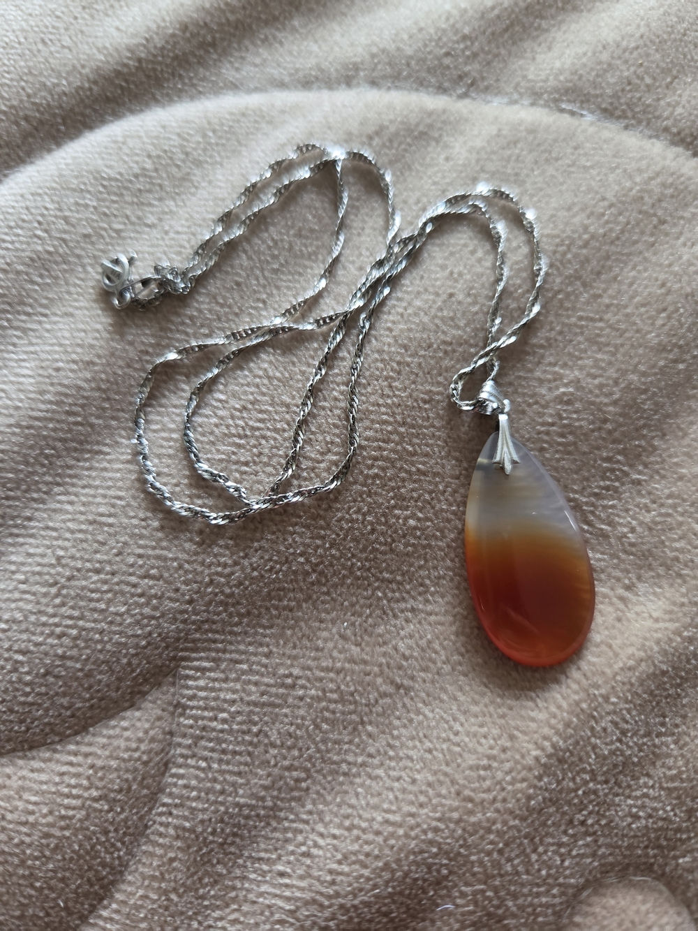 Vintage Sterling Canelian Agate Necklace